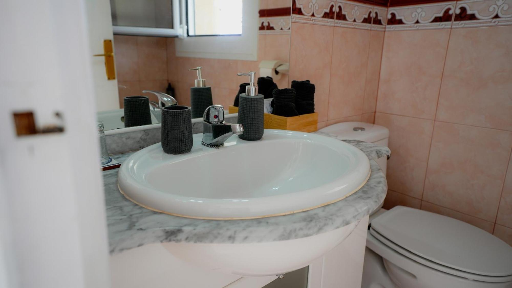 Bed and Breakfast La Casa De Mima Кубельес Номер фото