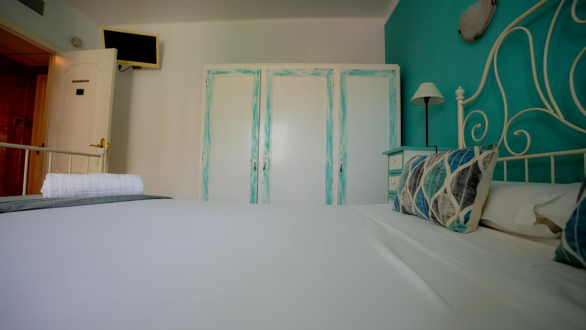 Bed and Breakfast La Casa De Mima Кубельес Номер фото