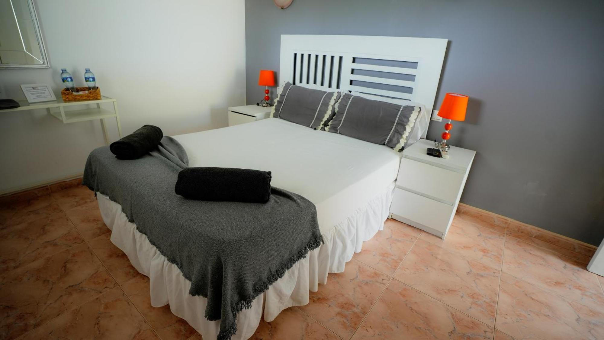 Bed and Breakfast La Casa De Mima Кубельес Номер фото