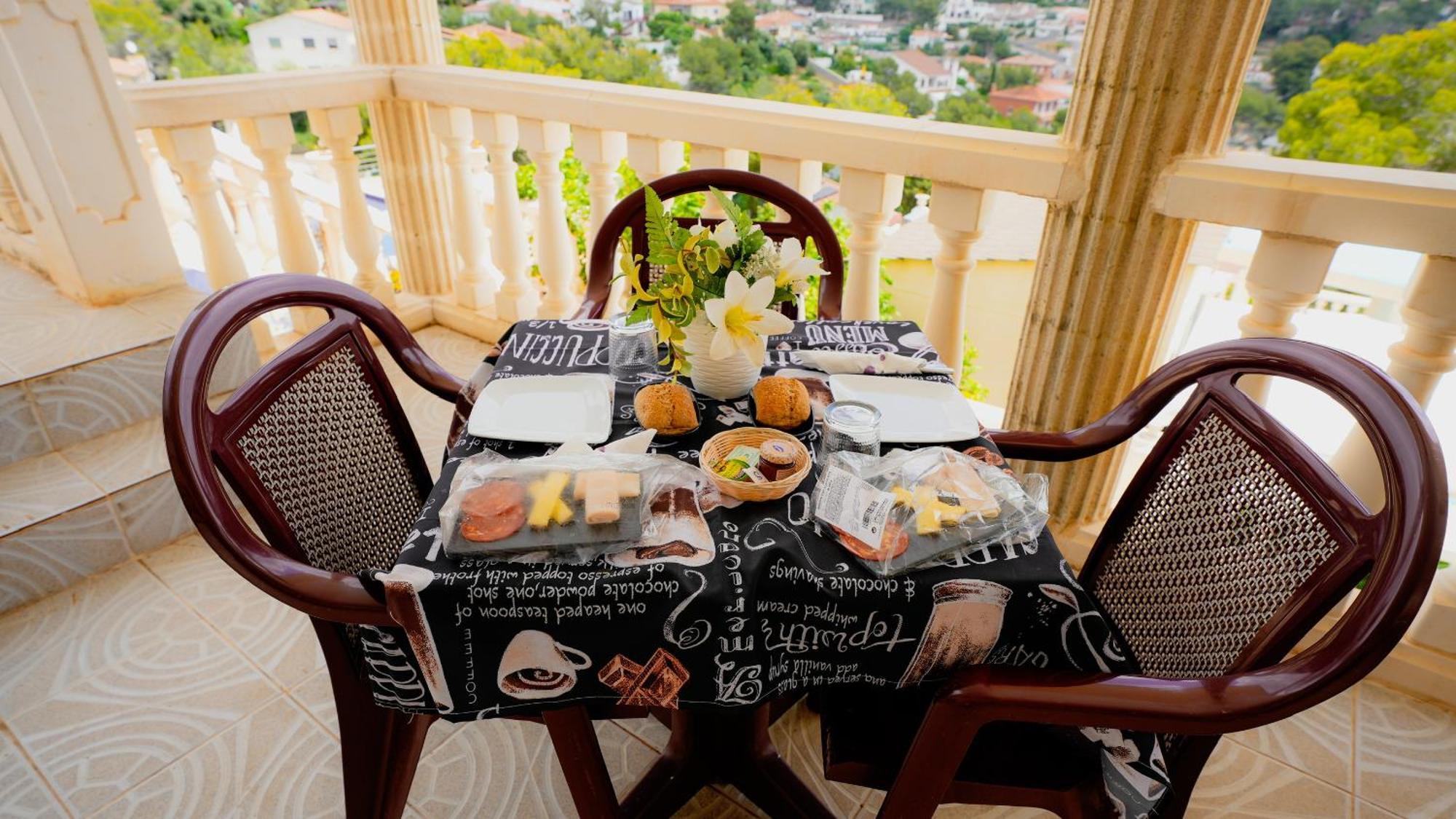 Bed and Breakfast La Casa De Mima Кубельес Экстерьер фото
